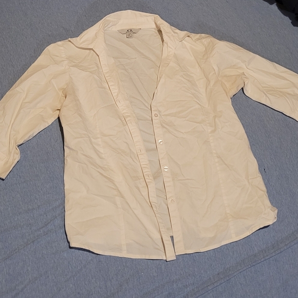 Mid sleeve button down - Picture 1 of 2